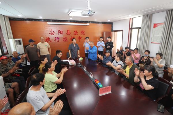 河南安阳：拘留12小时后 23名农民工的